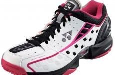 写真：POWER CUSHION WIDE 161